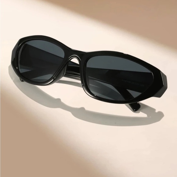 Slim Sport Sunglasses - Picture 1 of 4